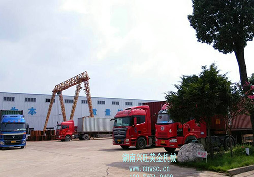 非洲采金船發(fā)貨現場(chǎng) 168