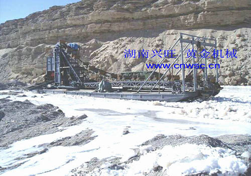 高海拔、高寒凍土礦區，采金船